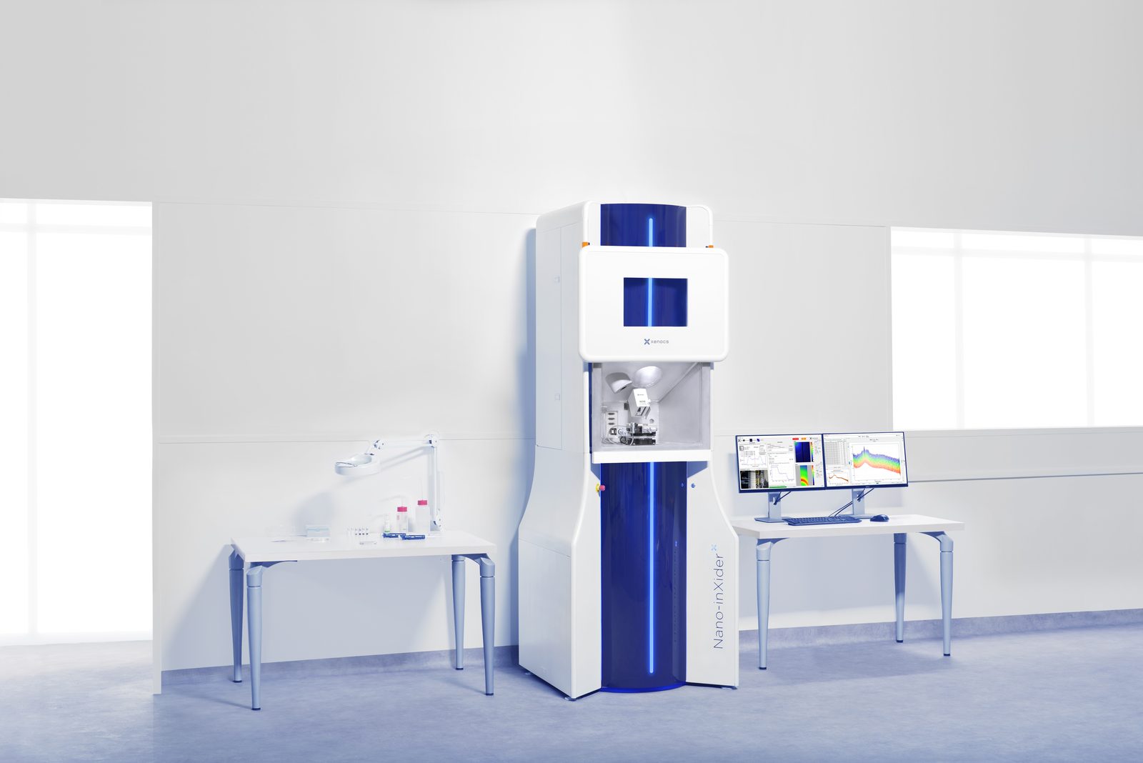 Nano-inXider with the sample compartment open